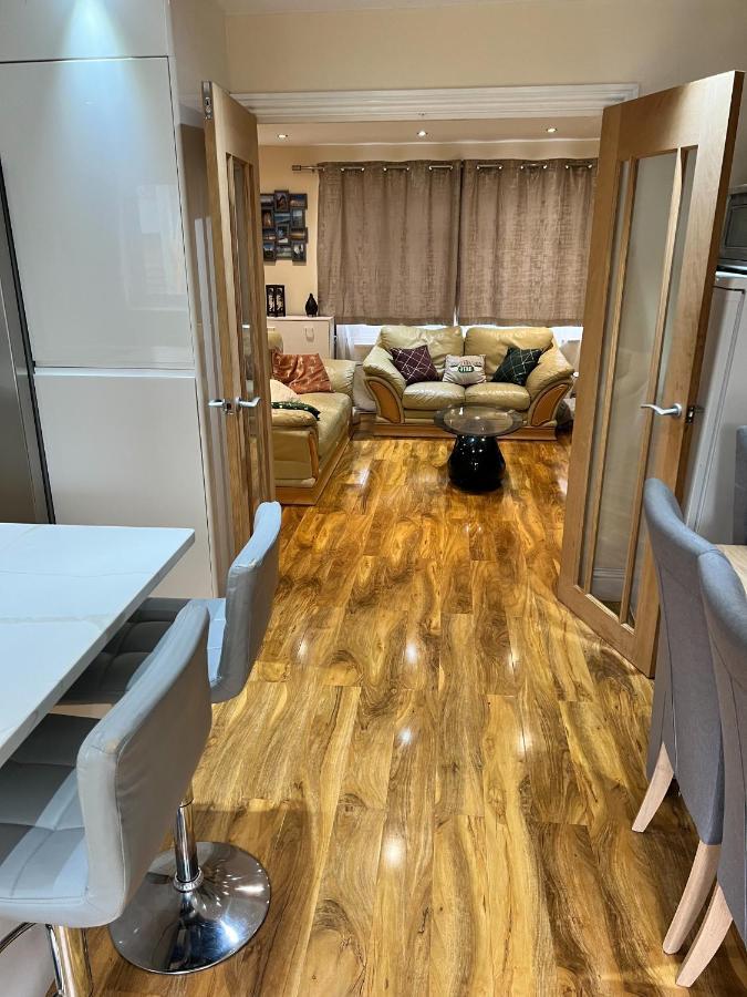 Reading West Homestay Dış mekan fotoğraf